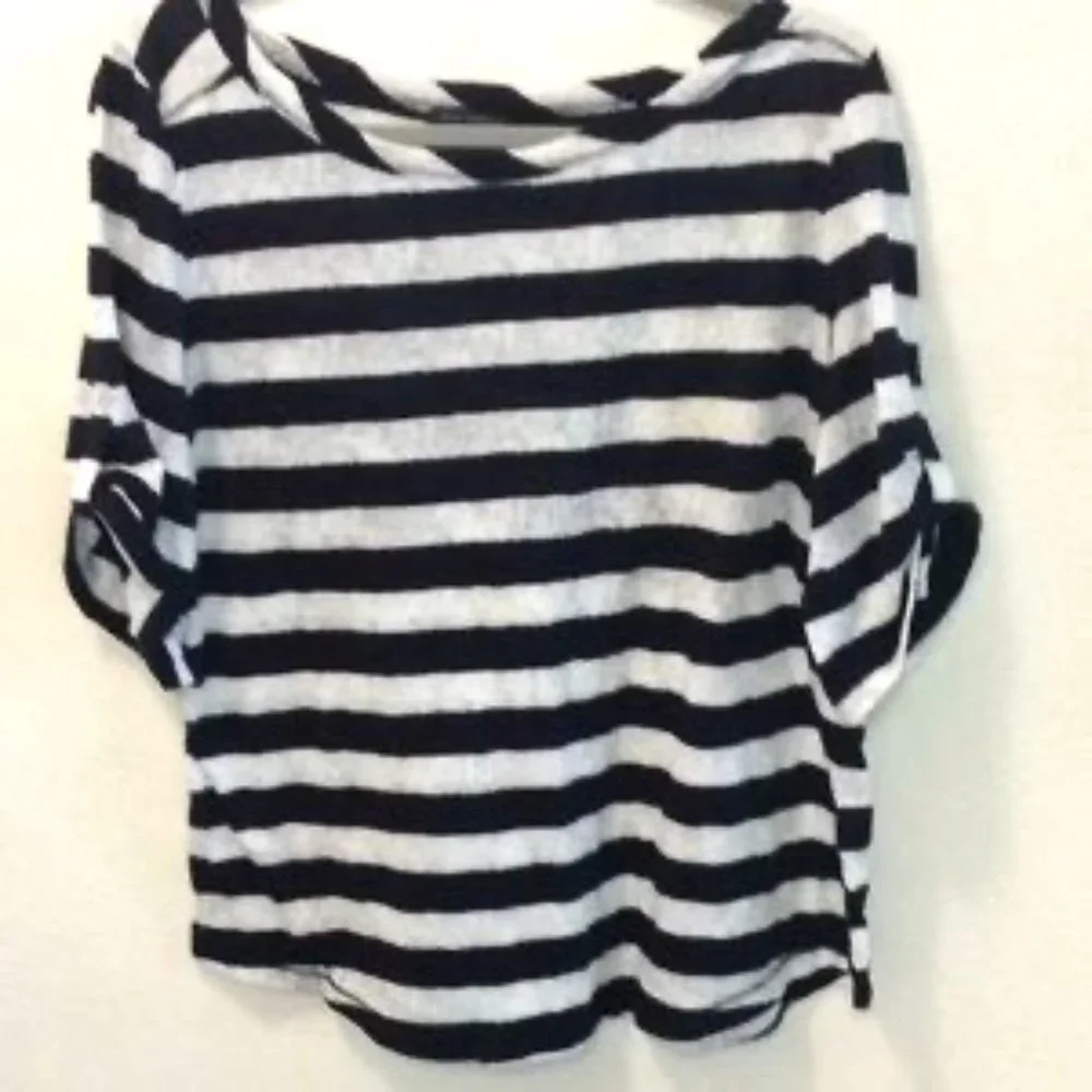 Banana Republic Women’s Shirt Top - Picture 6 of 6